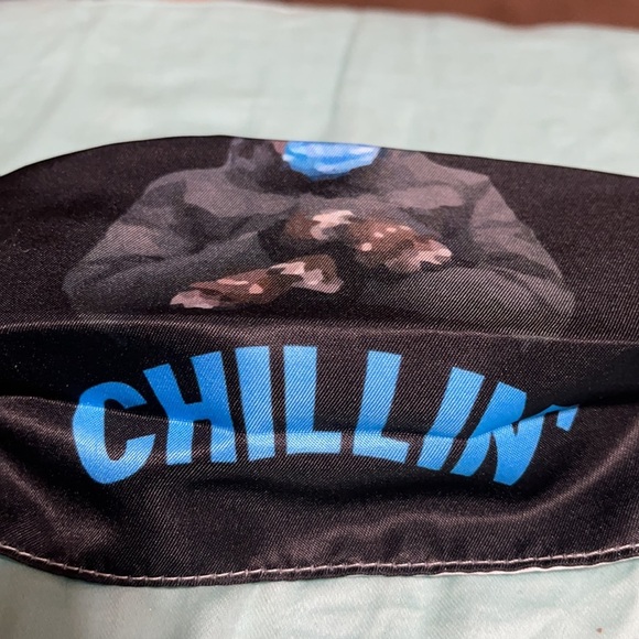 6/$20 New Chillin’ Bernie face mask - Picture 3 of 4